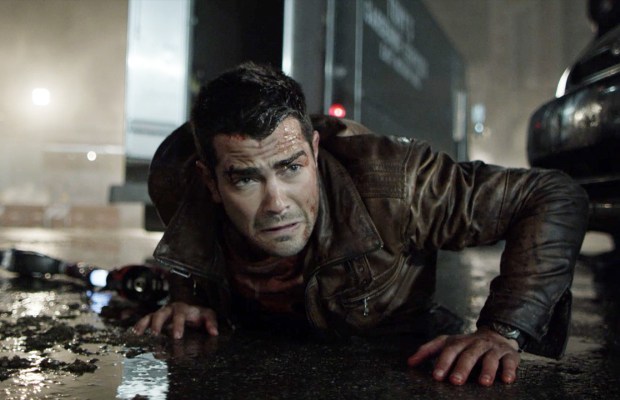 Après le 8e passager, le 9e passager est à bord d’un yacht dans "The Ninth Passenger", en tournage à Vancouver…