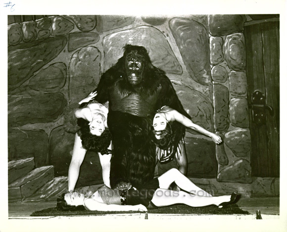 King of Kong Island (1968)