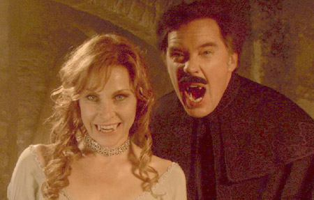 "Blood Scarab", le nouveau film d'horreur du réalisateur-culte Donald F. Glut, avec Monique T. Parent dans le rôle de la célèbre Comtesse Bathory