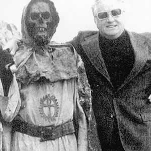 Amando de Ossorio et l'un de ses fameux Templiers....