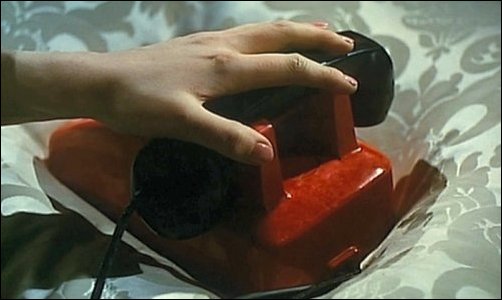 "Le  téléphone"