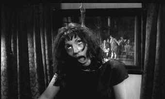 À minuit, je possèderai ton âme