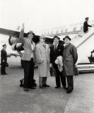 Christopher Lee, Peter Cushing, James Carreras et Anthony Hinds en 1958, venus assister à l'avant-première US du "Cauchemar de Dracula", le plus grand succès artistique de la Hammer (et de Terence Fisher)