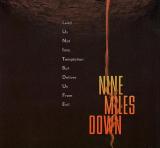 Auteur de l'excellent "Témoin muet", Anthony Waller adapte, avec "Nine Miles Down", un récit surnaturel du talentueux Australien Everett De Roche (suite ci-dessous).