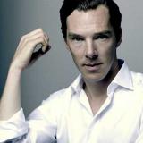 Après avoir prêté sa voix au dragon Smaug de la trilogie "Hobbit", Benedict Cumberbatch sera la voix de Shere Khan, le tigre mangeur d'hommes du 'Livre de la Jungle" (voir ci-dessous)