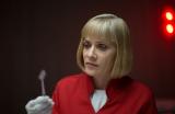 Barbara Crampton dans REPLACE, coécrit par Richard Stanley… (voir ci-dessous)