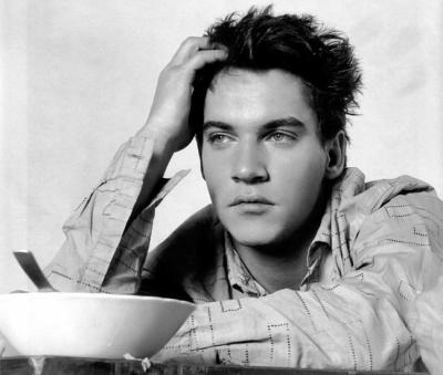 C'est à partir du 31 mars que Jonathan Rhys Myers ("Mission: Impossible III")(NOTRE PHOTO) et Julianne Moore se retrouveront pour le thriller "Shelter" (suite ci-dessous)