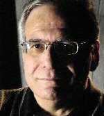 Le scénariste américain et auteur de BD Steve Gerber, créateur entre autres de "Howard the Duck" et de "Man-Thing" nous a quittés le 11 février, à l'âge de 60 ans.