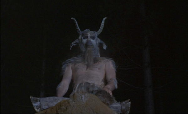 UNE MESSE POUR LE DIABLE