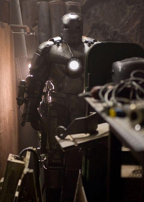IRON MAN