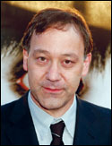 Sam Raimi et Robert Tapert ont confié le soin au vétéran de "X-Fils", John Shiban, de produire leur nouvelle série télé hebdomadaire "Wizard's First Rule", situé dans un monde fantastique de magie et de sorcellerie.