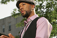 Le rappeur Common ("Wanted") figurera en vedette dans "Terminator Salvation : The Future Begins" de McG, où Christian Bale/John Connor dirige ce qui reste de l'espèce humaine dans la lutte finale contre les machines....