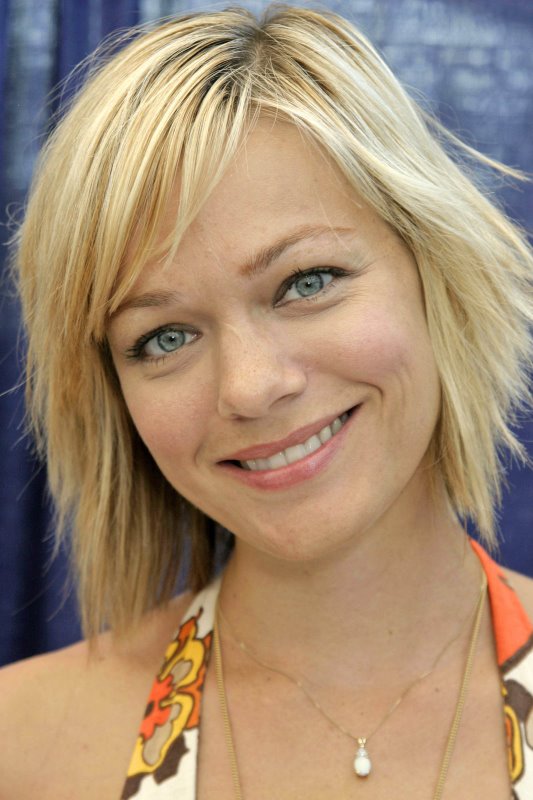 Programme chargé pour la jolie comédienne Crystal Allen, puisqu'elle vient de tourner coup sur coup en Roumanie "Anaconda 3 : The Offspring" et "Anaconda 4 : Trail of Blood" (suite ci-dessous)