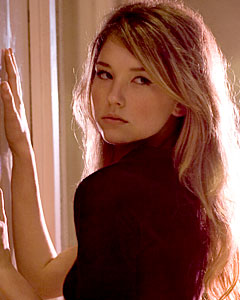 "The Haunting of Molly Hartley" , un nouveau thriller d'horreur distribué aux USA pour le prochain Halloween (voir ci-dessous)