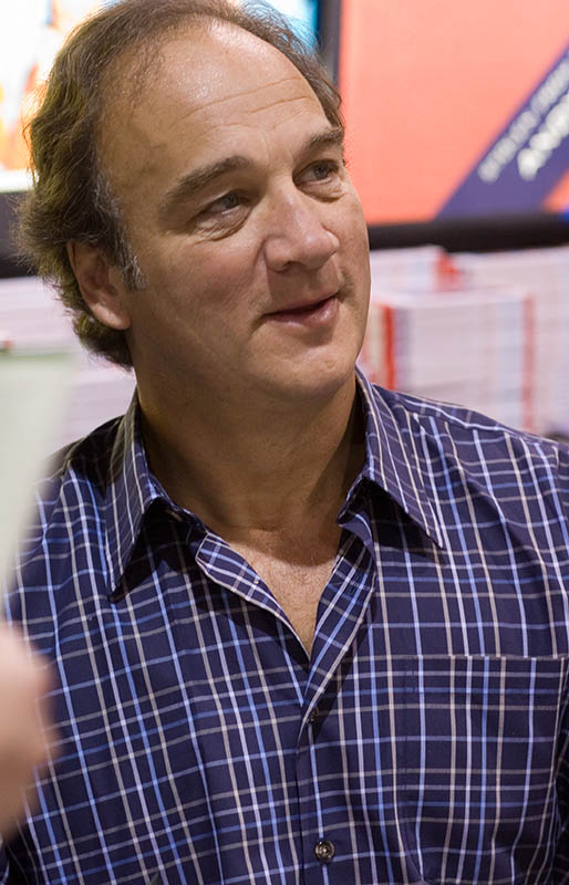 Jim Belushi doublera le Lion dans "Dorothy of Oz", le premier d'une série de films d'animation développés par Alpine Pictures d'après les écrits de Roger S. Baum, l'arrière petit-fils de L. Frank Baum, auteur du "Magicien d'Oz"....