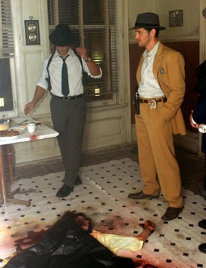 Christian Cardona suit les traces de René Cardona Sr. et Jr, en abordant à son tour le monster-movie made in Mexico avec "Drake" (suite ci-dessous)