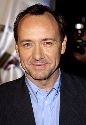 Kevin Spacey ("K-Pax") rejoint le casting de "Moon", dirigé par Duncan Jones (le fils de David Bowie), aux côtés de Sam Rockwell, Kaya Scodeario, Benedict Wong, où un astronaute fait une étrange découverte sur la lune...
