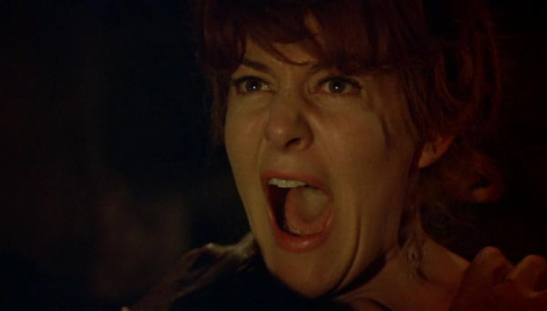 DRACULA ET LES FEMMES