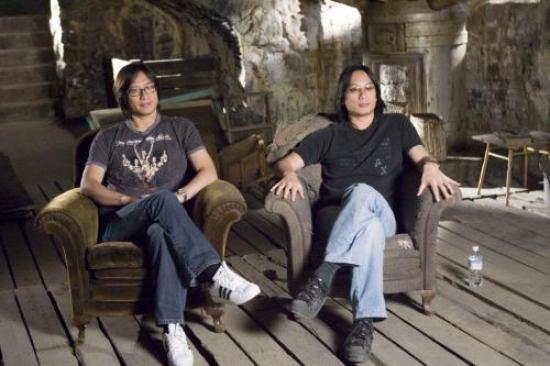 Danny et Oxide Pang ("The Eye") ont signé un contrat exclusif de dix ans avec le groupe hong-kongais Universe Int. Holdings. C'est sous cette entité qu'ils vont réaliser leur prochain film d'horreur, "Child's Eye" (suite ci-dessous)