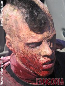 Ecrit, produit et réalisé au Canada par Phil Pattison et Jeff Beckman, "Vs the Dead" est un nouveau zombie picture (suite ci-dessous)