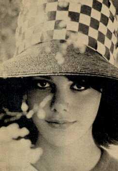 Tina Aumont