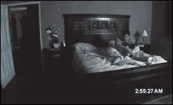 Oren Peli, l'auteur de l'effrayant "Paranormal Activity", vient de commencer la production de son nouveau film, "Area 51" (voir ci-dessous)