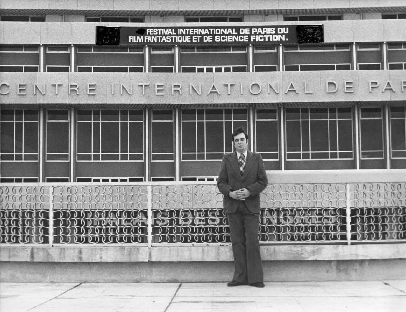 Le Palais des Congrès (1975)