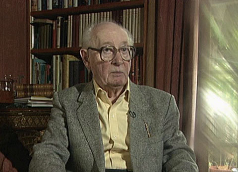 Roy Ward Baker vient de nous quitter, à l'âge de 93 ans. Nous lui devons des classiques tels "Dr.Jekyll et Sister Hyde", "The Vampire Lovers" ou "Asylum", et lui rendrons hommage dans notre prochain numéro.