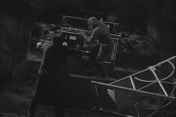 FRANKENSTEIN RENCONTRE LE LOUP-GAROU