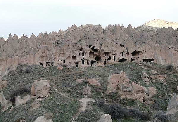 Scènes de tournage en Roumanie et en Turquie sous la direction de Mark Neveldine et Brian Taylor
