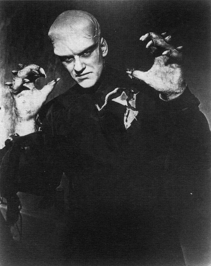 James Arness (88 ans), qui incarna "La Chose d'un autre monde", est décédé le 3 juin à Los Angeles.