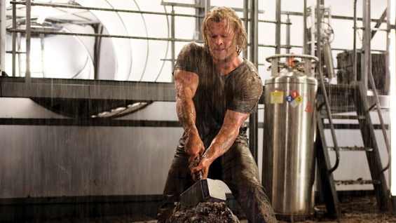 THOR 2 sur la piste de 2 réalisateurs.... (voir ci-dessous)