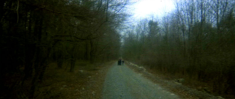 LA MAISON PRES DU CIMETIERRE