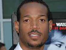 Marlon Wayans (la série "Scary Movie") fait ses débuts de réalisateur avec un documenteur naturellement parodique, "Smart Ass" (voir ci-dessous)