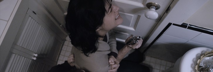 Ecrit par Joshua Close et réalisé par Jeremy Power Regimbal, "Replicas" est un violent thriller canadien présenté le 21 avril prochain au festival de Tribeca... (voir ci-dessous)