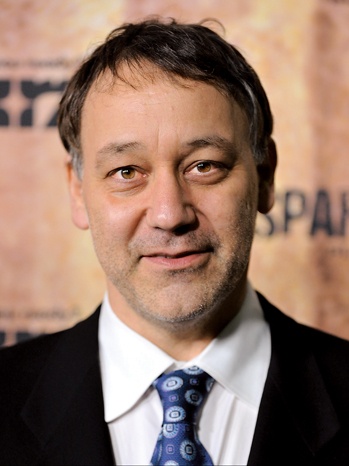 Sam Raimi produit le remake de POLTERGEIST (voir ci-dessous)