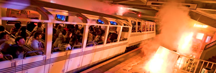 En projet depuis deux ans, devant être dirigé par Brad Peyton our la New Line, "San Andreas 3D" va bénéficier du talent des scénaristes Carey Hayes et Chad Hayes, auxquels on doit le script de "The Conjuring" (voir ci-dessous)