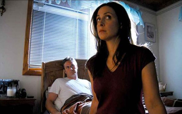 Le thriller psychologique "Feed Me", réalisé par Claudia Sobreira Damasceno est basé sur une "histoire vraie".... (voir ci-dessous).