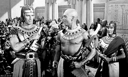 Wes Craven à la tête d'un des "10 Commandements"....  (voir ci-dessous)