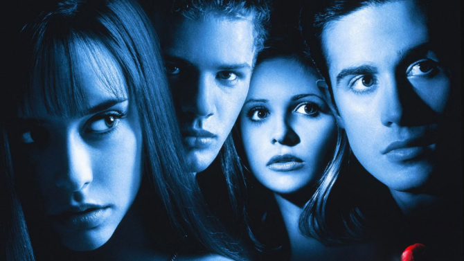 Un reboot de SOUVIENS-TOI...  L'ÉTÉ DERNIER... (voir ci-dessous)