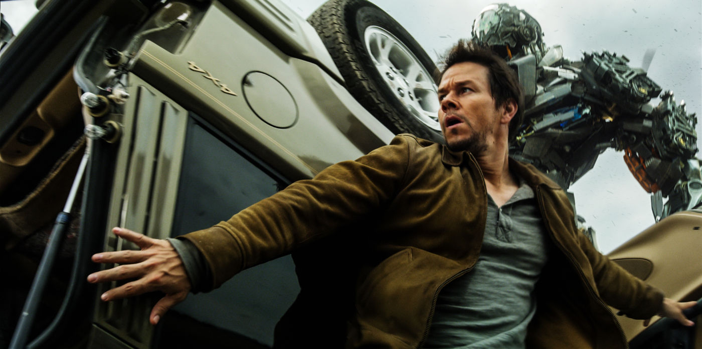 Mark Wahlberg revient dans "Transformers 5" (voir ci-dessous)