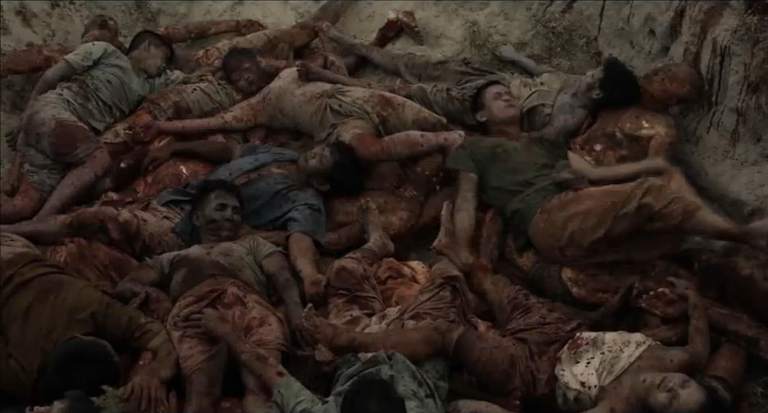 Film d'action historique où un village thaïlandais est décimé par des zombies en 1566, "The Black Death" sera distribué localement le 18 février prochain... (voir ci-dessous)