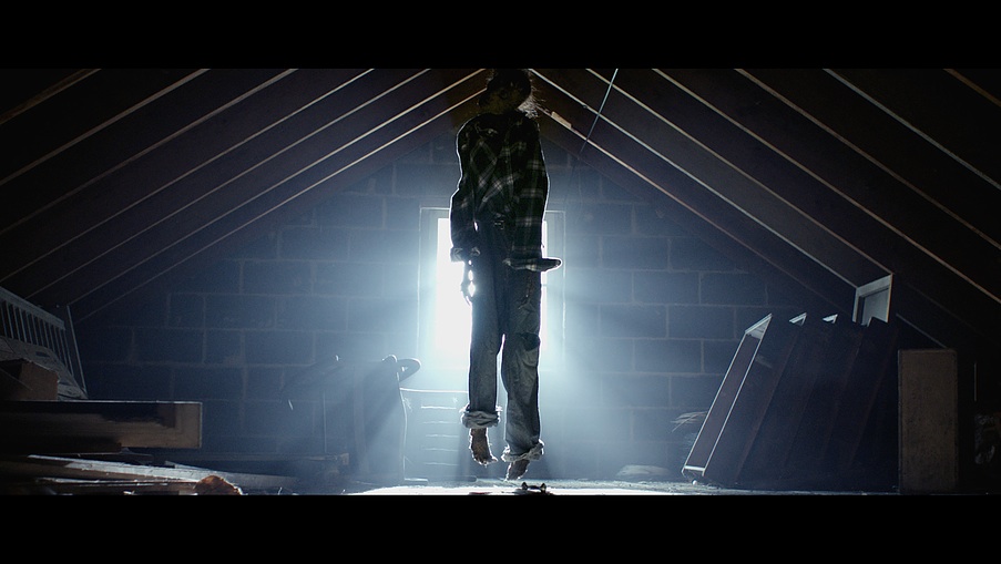 THE SUFFERING, second film de Robert Hamilton, prix du public au Skyway Film Fedtival, sortira cet été aux USA…. (voir ci-dessous)