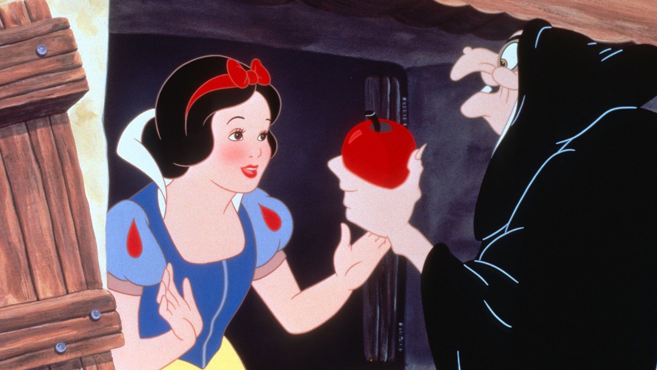 La sœur de Blanche-Neige va apparaître à l’écran dans ROSE RED, un film en prises de vues réelles que prépare Disney… (voir ci-dessous)