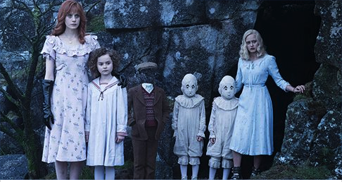 Excellente critique (justifiée) de MISS PEREGRINE de Burton dans Variety !