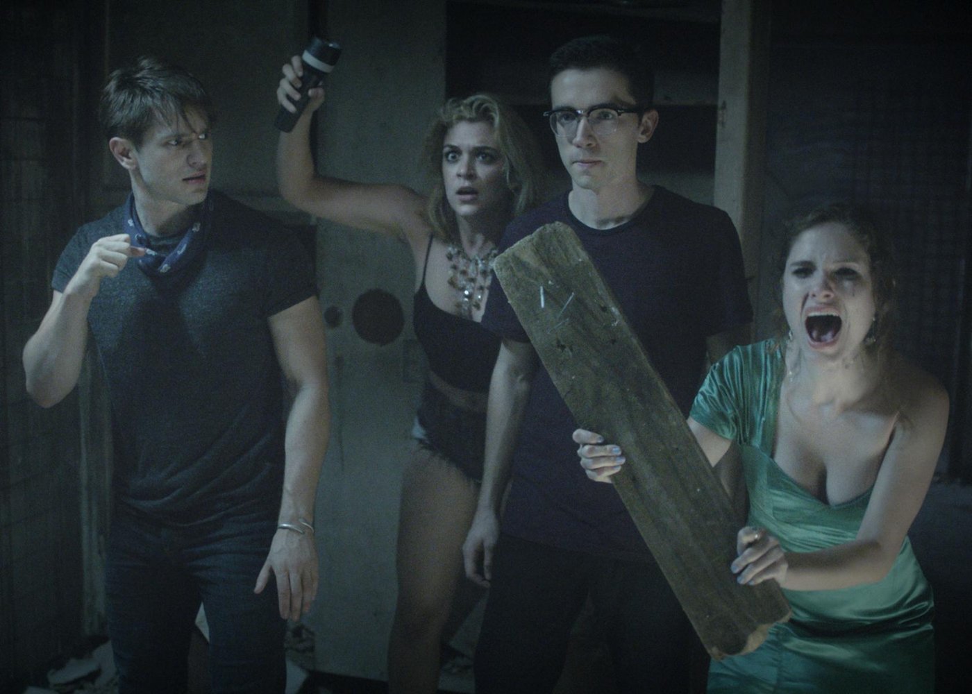 Un voyage psychédélique qui va mal tourner dans THE HORROR FARM….