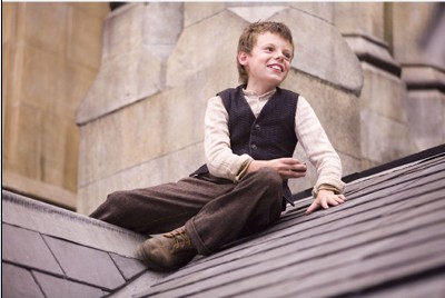 THE GOLDEN COMPASS