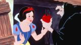 La sœur de Blanche-Neige va apparaître à l’écran dans ROSE RED, un film en prises de vues réelles que prépare Disney… (voir ci-dessous)